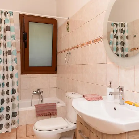 Lila's House With Parking Apartamento Rhodes City
